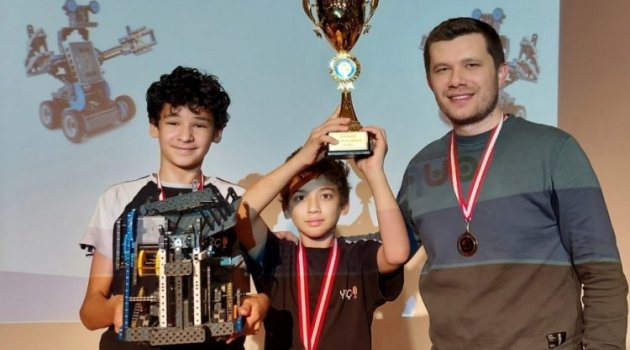 Bursa "VEX Robotics" yarışmasında temsil edilecek