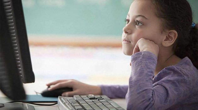 Düzenli internet kullanan çocukların oranı arttı