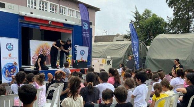 Şehir tiyatroları Hatay’da çocuklarla buluştu