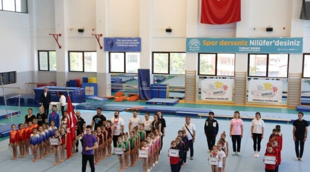 Minik cimnastikçiler Nilüfer’de yarıştı
