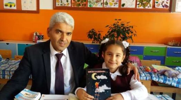 10 Yaşındaki Öğrenci 96 Sayfalık Kitap Yazdı