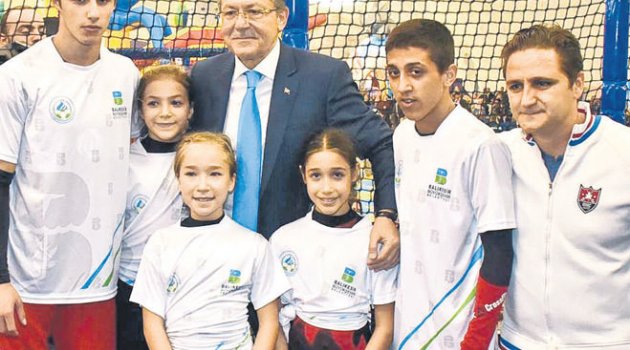 100 Bin Çocuk Köylü Oldu