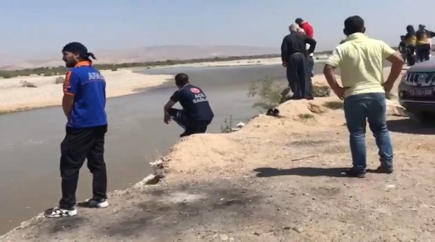 13 yaşındaki çocuk çayda kayboldu