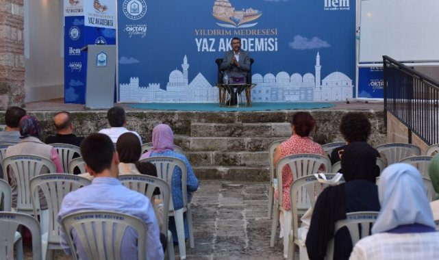 Bursa Yıldırım Medresesi'nde yaz dönemi