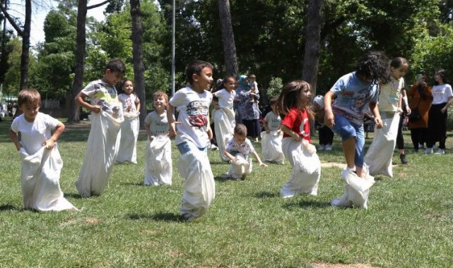 Çocukluğundaki eğlence Anne Şehir'de