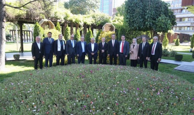 Filistin Büyükelçisi'nden Memduh Büyükkılıç'a ziyaret