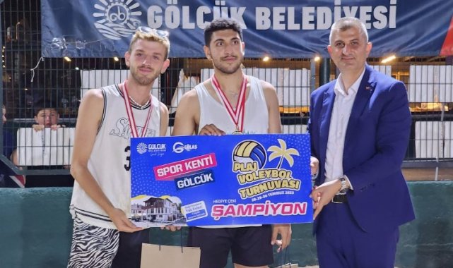 Gölcük'teki Plaj Voleybolu'nda şampiyon belli oldu