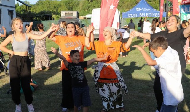 İzmit'te belediye çalışanları aile pikniğinde buluştu