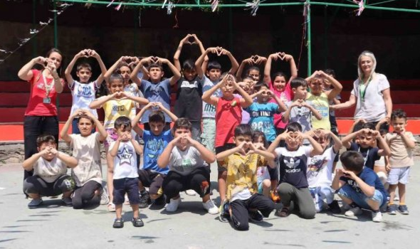 İzmit'te Minikler sosyelleşiyor