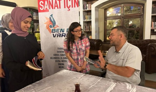 Şair Kılıçarslan, özel gereksinimli okurlarıyla buluştu