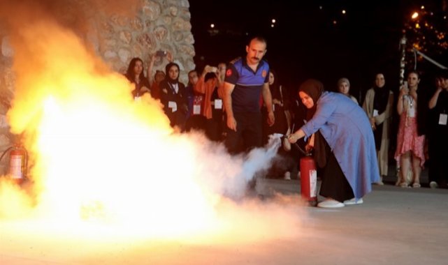 Sakarya Büyükşehir gençlere 'ateşe müdahaleyi' öğretti