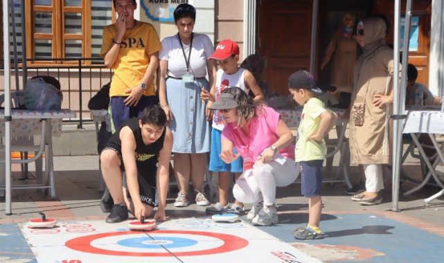 YADEV öğrencileri stres atıp gönüllerince eğlendi