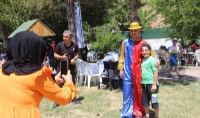 Yetim çocuklar eğlendi