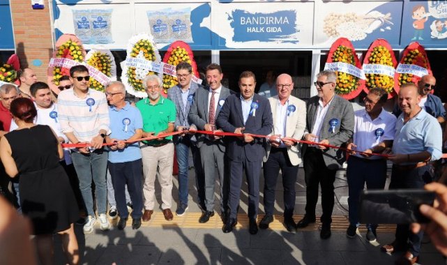 Balıkesir Bandırma'da 'sosyal market' devrede