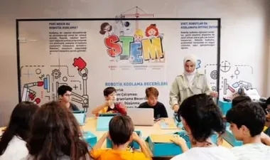 Beylikdüzü'nde çocuklar teknoloji ile buluşuyor