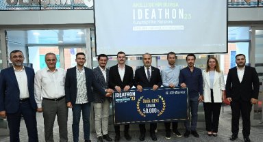 Bursa Büyükşehir'de personelin fikirleri ödüllendirildi