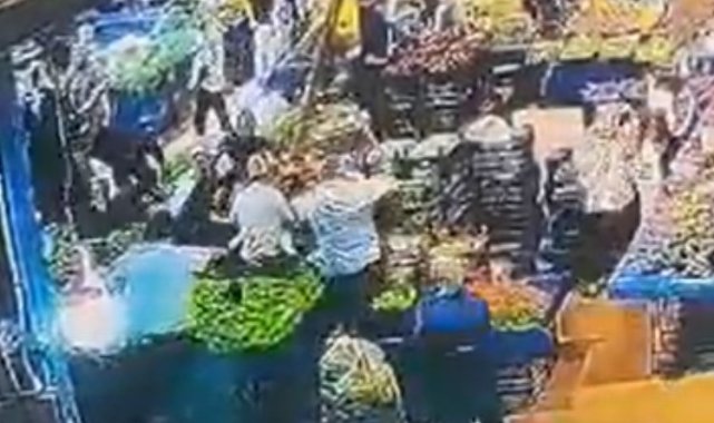 Bursa Karacabey'de sopalı kavga