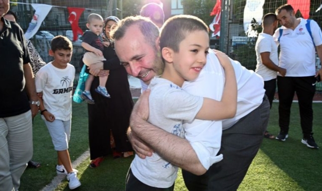 Çocuklar açık hava şenliğinde buluştu