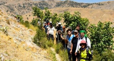Doğaseverlerden Sason yaylasına yürüyüş