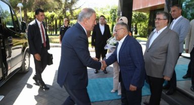Hulusi Akar'dan Büyükkılıç'a ziyaret