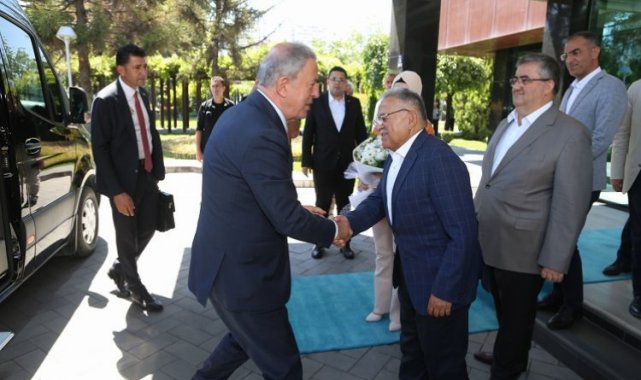 Hulusi Akar'dan Büyükkılıç'a ziyaret