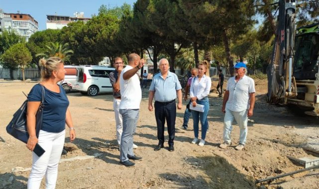 İzmir Karabağlar'da Uğur Mumcu Parkı yenileniyor