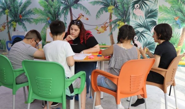 İzmit'in Kısa Mola Merkezi yüzleri güldürüyor