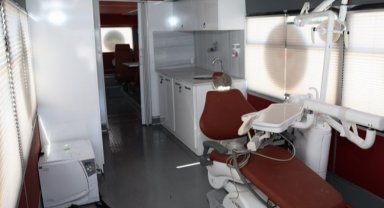 Kayseri Büyükşehir'in mobil diş kliniği eve döndü