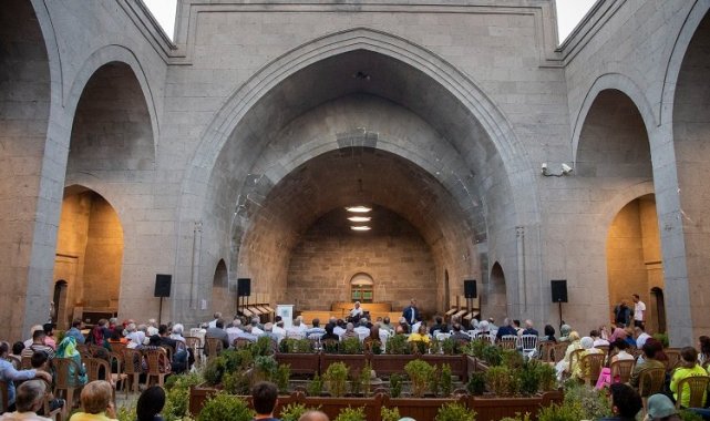 Kayseri protokolü Eyvan sohbetlerinde