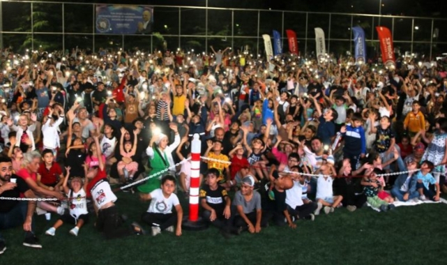 Körfezli çocuklar ‘Galaktik Tayfa’ ile eğlendi