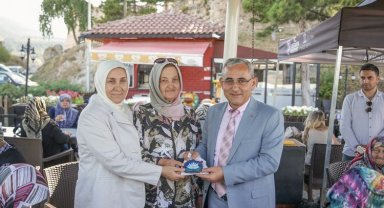 Kütahya Belediyesi yüreklere dokunuyor