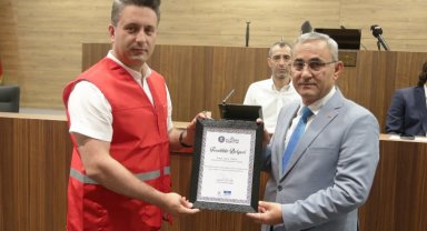 Kütahya Belediyesi'nden Türk Kızılay Şubesi'ne teşekkür