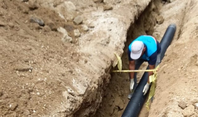 Manisa Kula'da yağmur suyu hattı çalışması