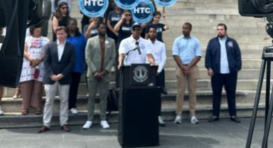 New York'tan Biden'a göçmen çağrısı