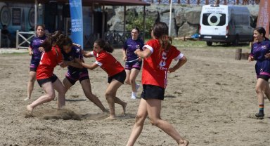 Ragbi Turnuvası nefes kesti