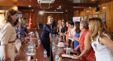 Rektör Hotar Azerbaycanlı iş kadınlarını ağırladı