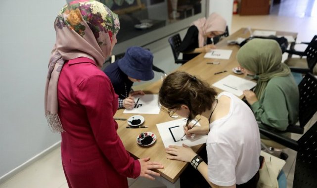 Sakarya'daki atölyeler gençlerin ilgi odağı oldu