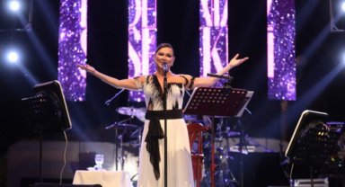 Silivri'de topatan kavunu ve bamya festivali