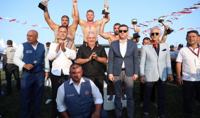 Silivri'nin er meydanı Kırkpınar'ı aratmadı