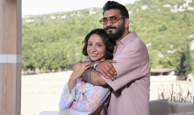Zeynep Bastık vefa borcunu ödedi