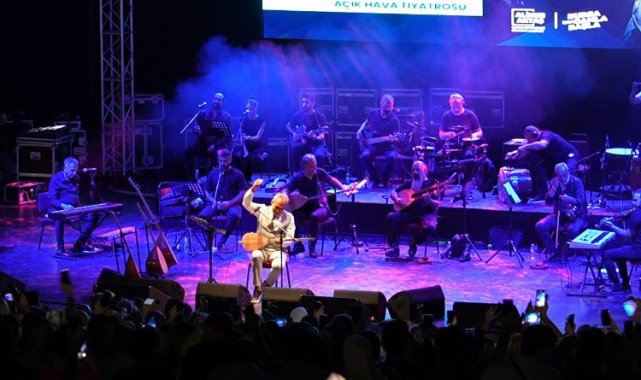 Aşık Veysel Bursa'da türküleriyle anıldı