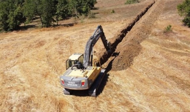 Bilecik Pazaryeri Dereköy sulaması devam ediyor