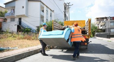 Çayırova'da kaba atıklar toplanıyor