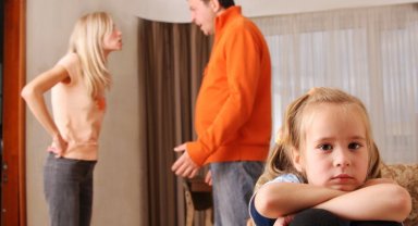 Ebeveynler çocuktan gizlice ayrılmamalı