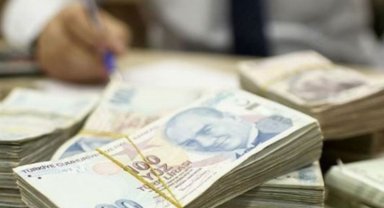 Emeklilere çifte maaş