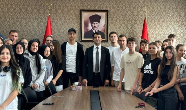 İskeçeli gençler Çanakkale'ye uğurlandı