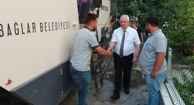 İzmir Karabağlar'da asfalt çalışmaları hız kesmedi