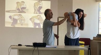 İzmit'ten öğretmenlere ilk yardım eğitimi