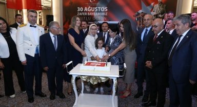 Kayseri Büyükşehir'den 101'nci Yıl Resepsiyonu