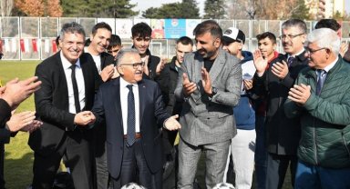 Kayseri Büyükşehir'den amatör kulüplere büyük destek
